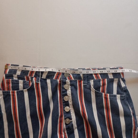 BDG Urban Outfitters Striped Mom Buttonup Denim Shorts Red White Blue Womens W32 - Picture 8 of 16